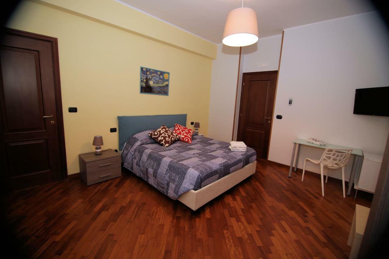 Casa Vittoria Bed & Breakfast Napoli Ngoại thất bức ảnh